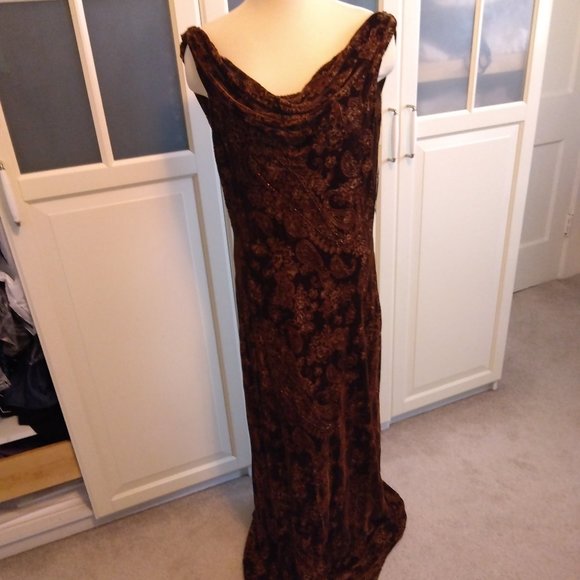 Valerie Stevens Gown size 16 - Picture 1 of 8